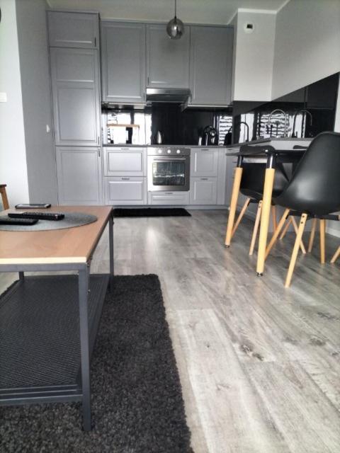 Apartament Przy Aquaparku W Redzie Rumia Luaran gambar