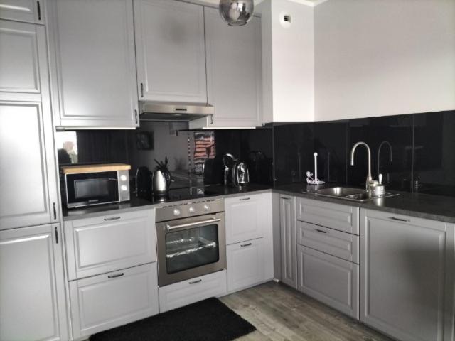 Apartament Przy Aquaparku W Redzie Rumia Luaran gambar