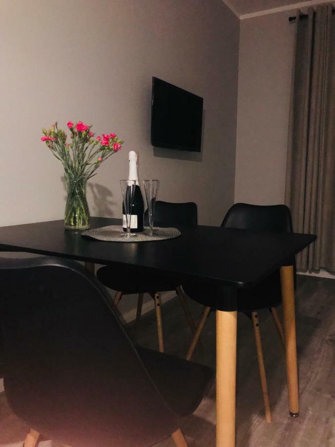Apartament Przy Aquaparku W Redzie Rumia Luaran gambar