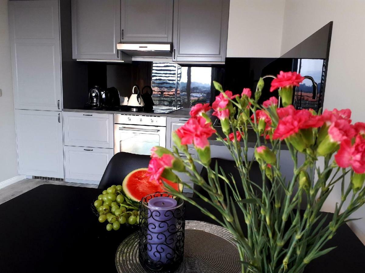 Apartament Przy Aquaparku W Redzie Rumia Luaran gambar